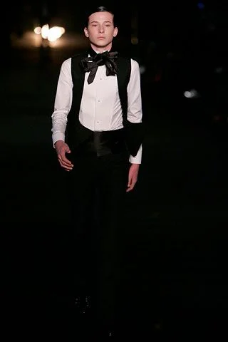 Look 10